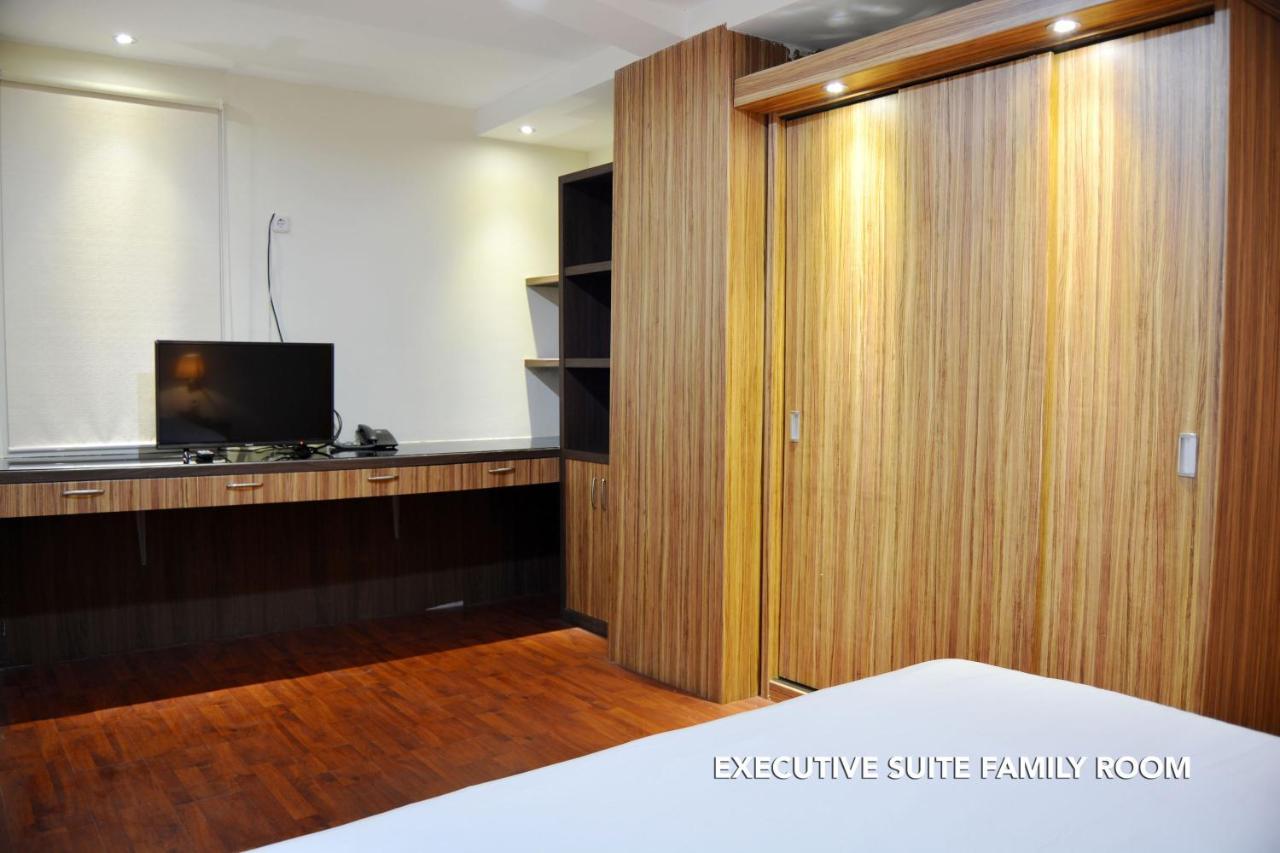 Kasira Residence Peladen Екстериор снимка
